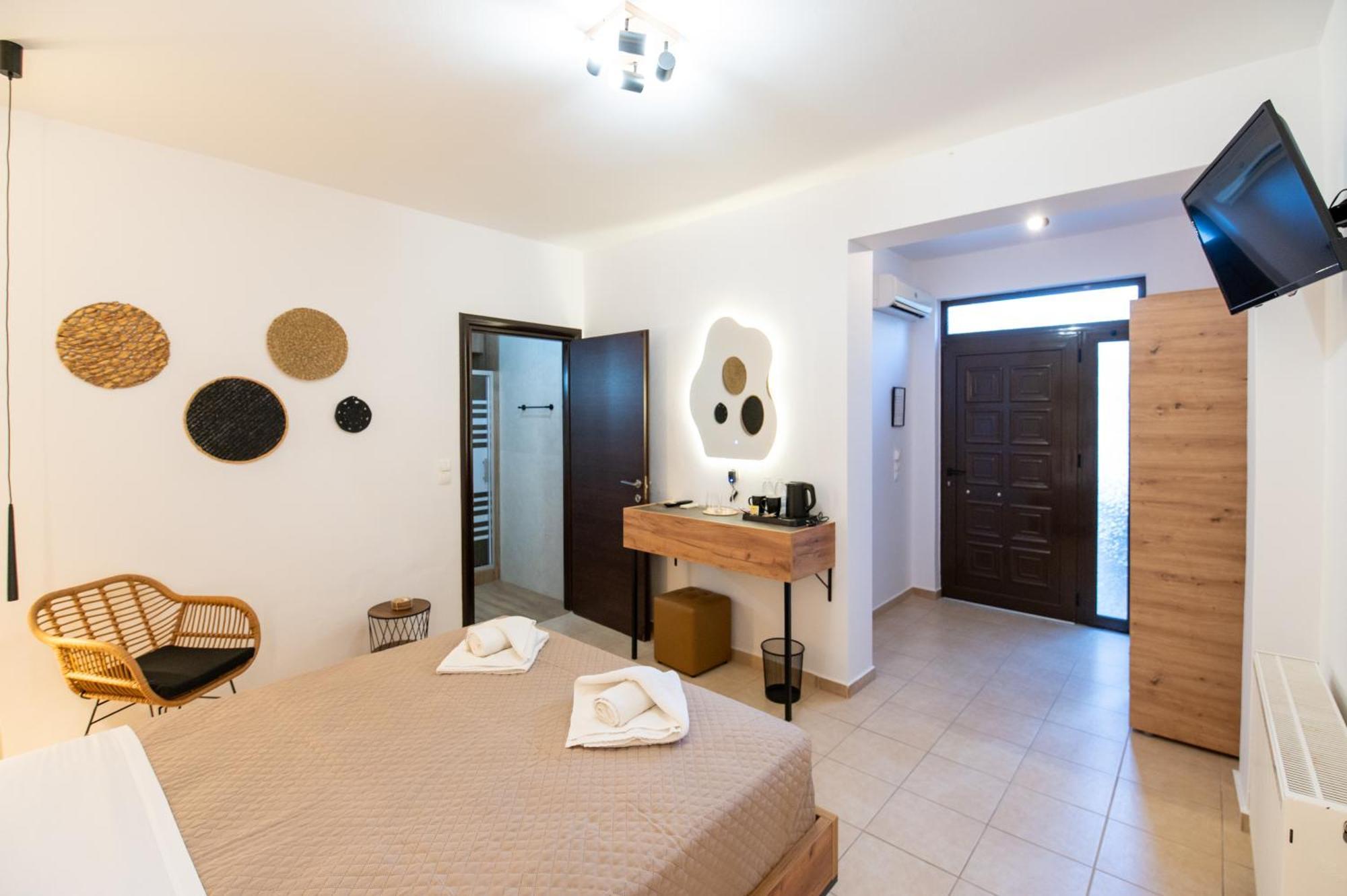 Villa Gereoudis Seaview Apartments-Pool & Bar Kolymbari Exterior photo