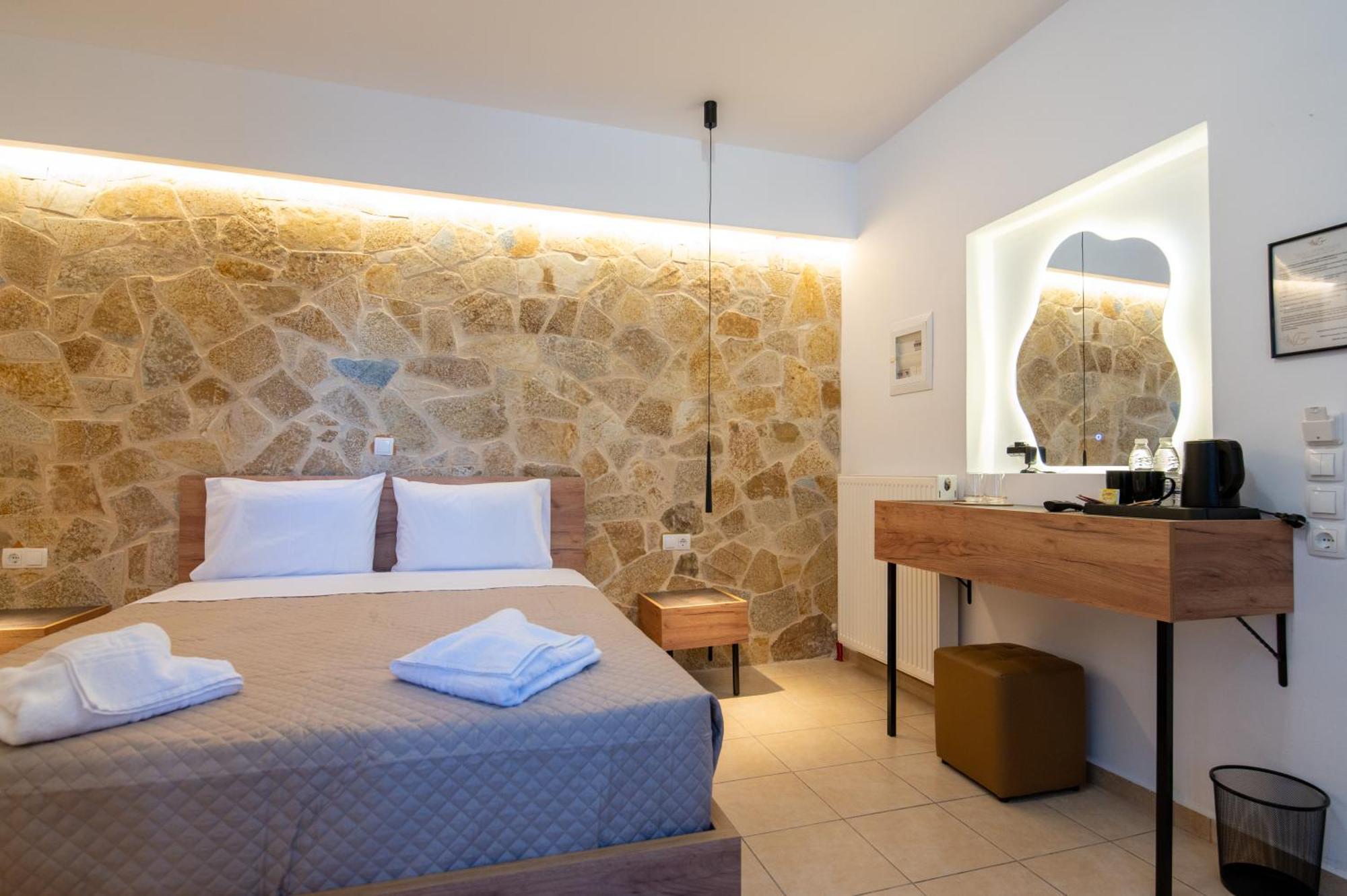 Villa Gereoudis Seaview Apartments-Pool & Bar Kolymbari Exterior photo